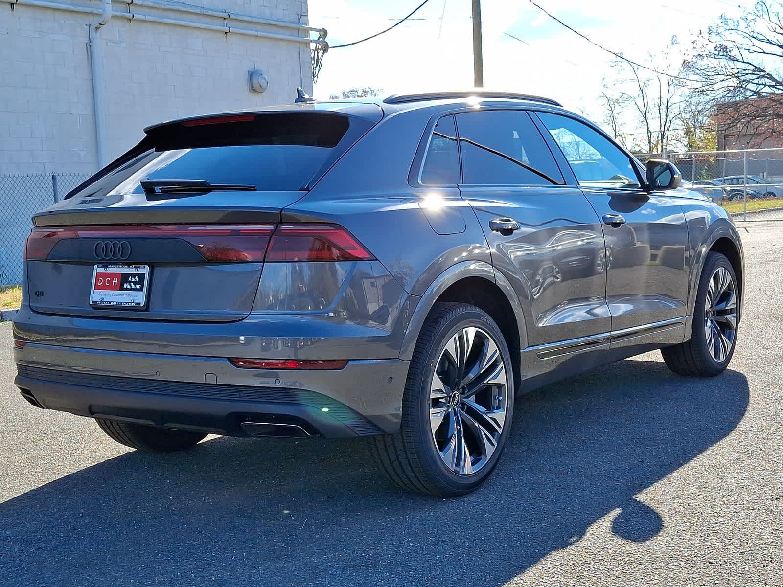 2025 Audi Q8 Premium 12