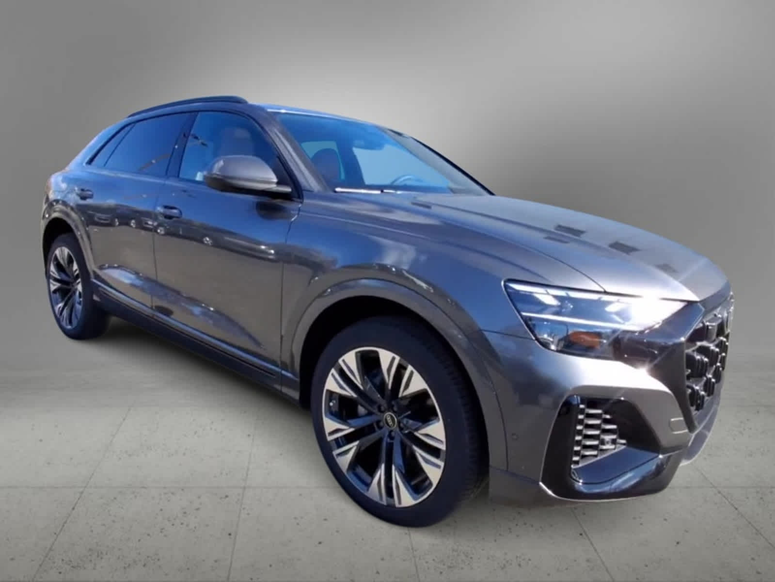 2025 Audi Q8 Premium 2