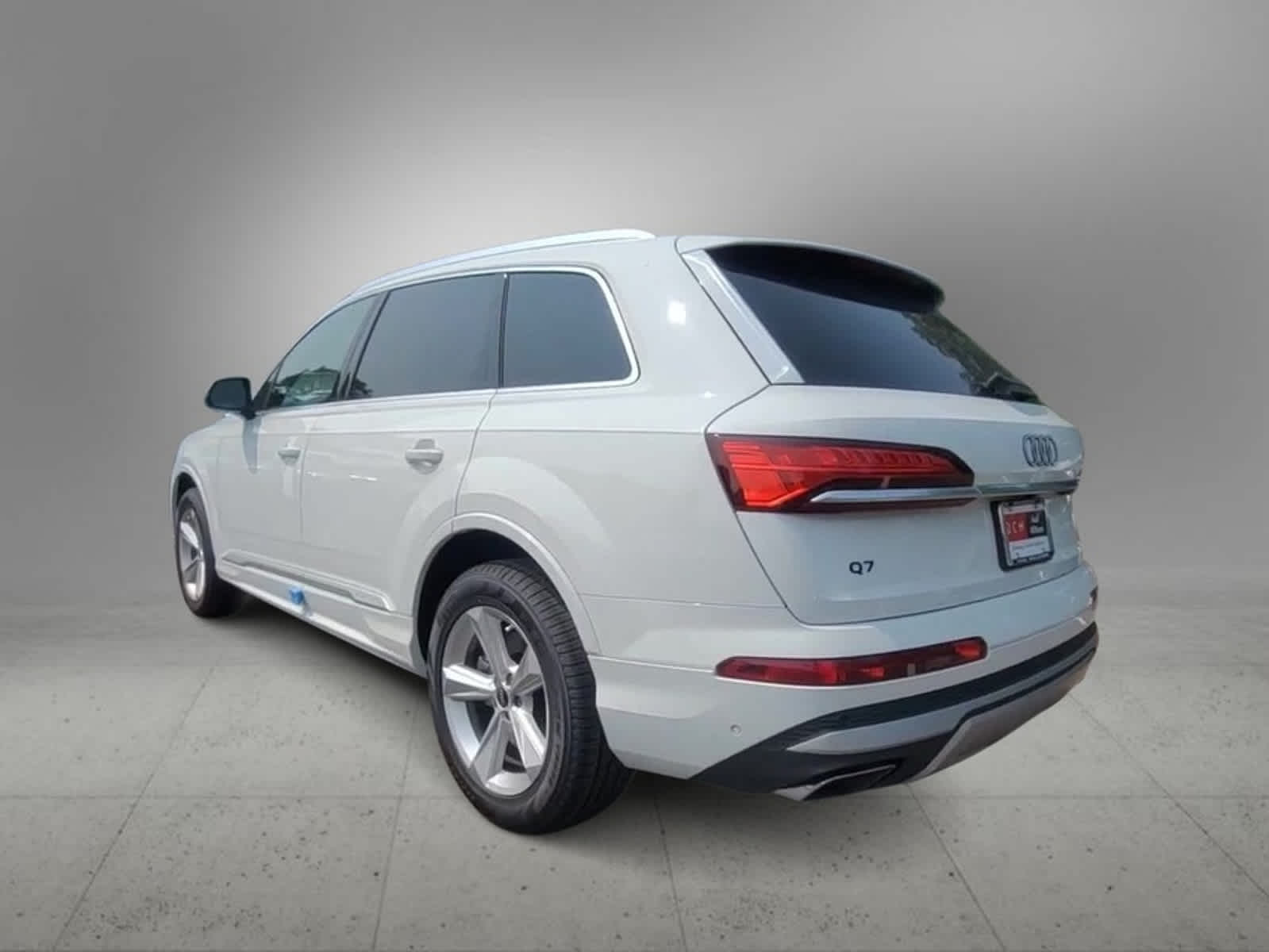 2025 Audi Q7 Premium 4