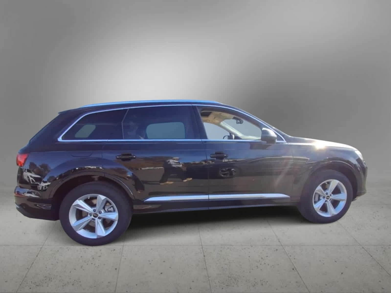 2025 Audi Q7 Premium 9