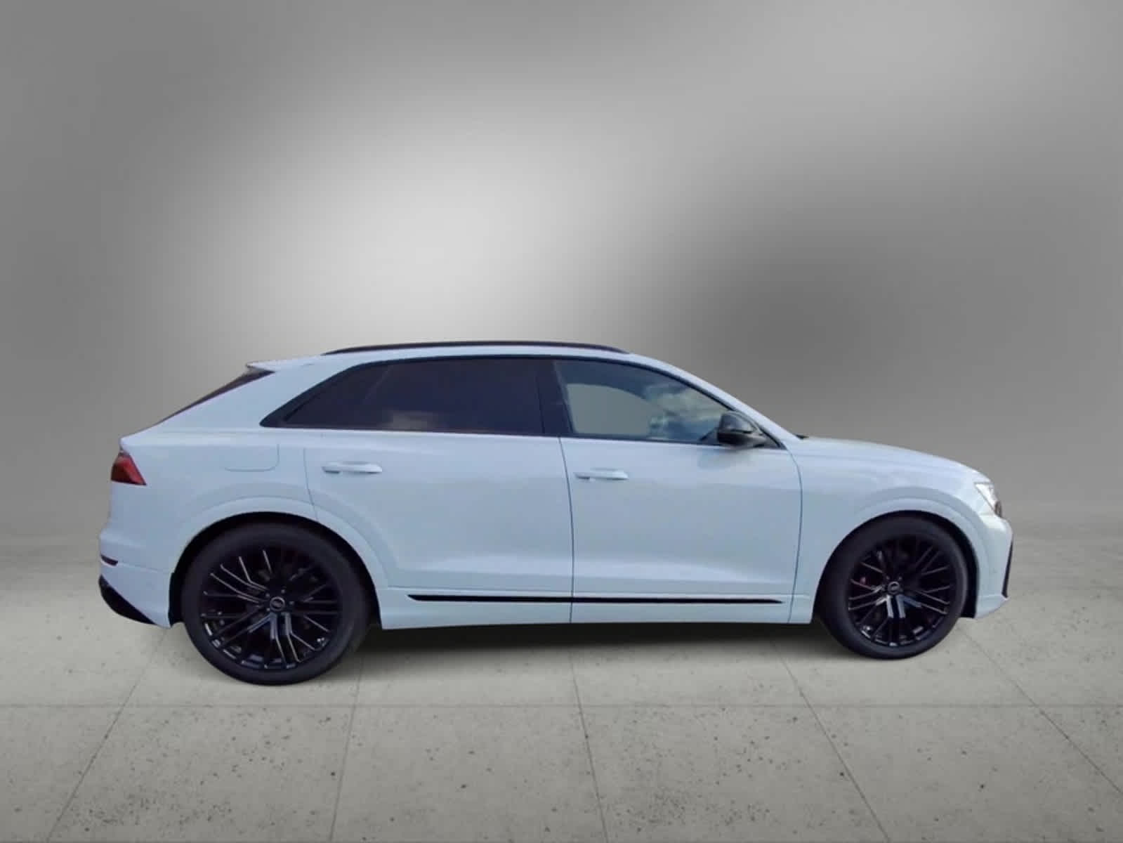 2024 Audi SQ8 Premium Plus 9