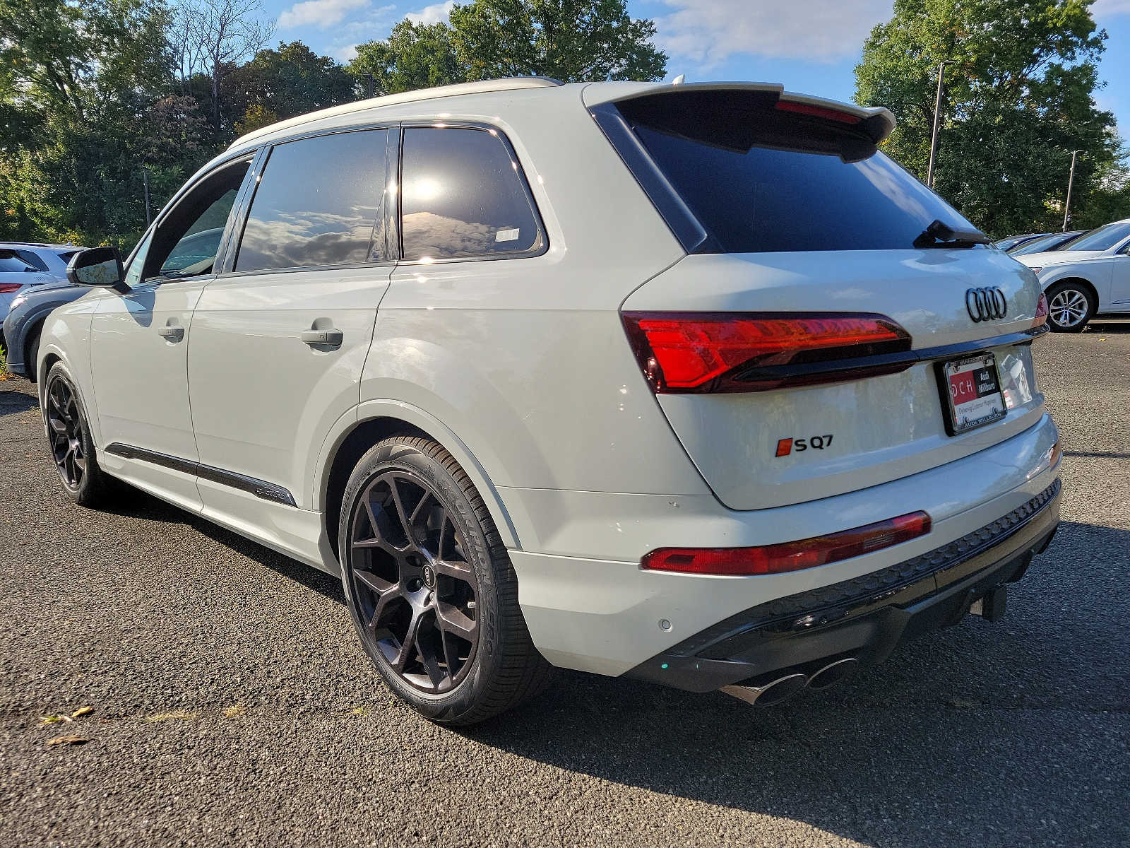 2025 Audi SQ7 Premium Plus 4