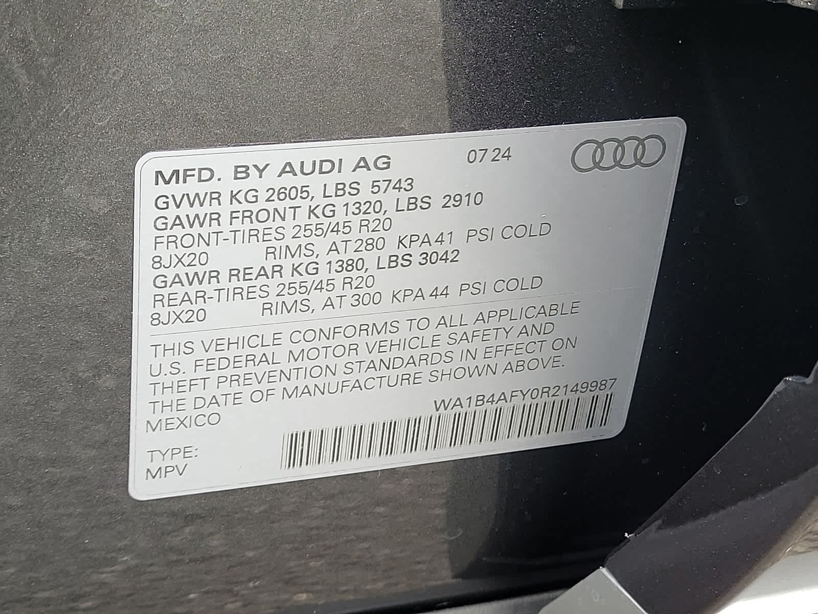 2024 Audi SQ5 Premium Plus 17