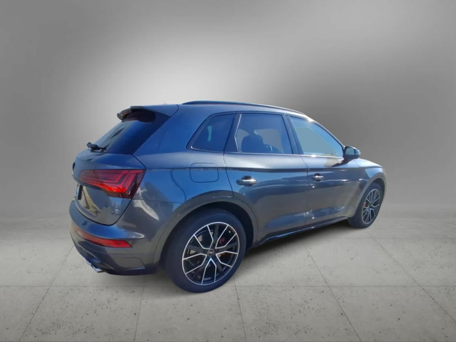 2025 Audi SQ5 Premium Plus 8