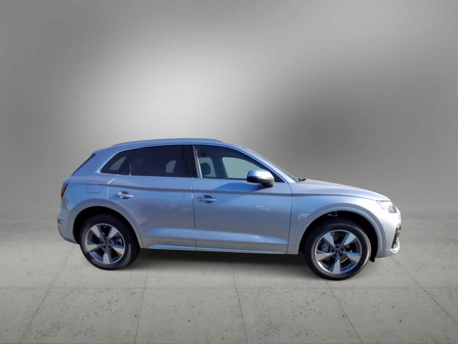 2025 Audi Q5 Premium Plus 9