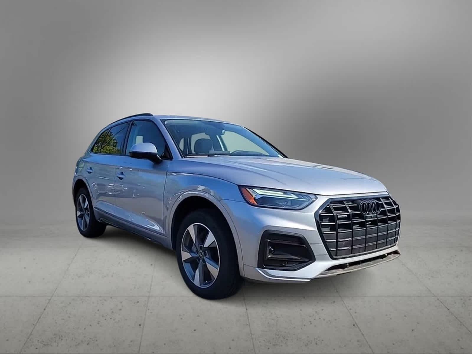 2024 Audi Q5 Premium Plus 2