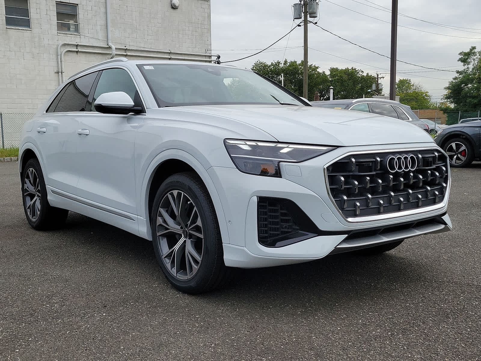 2024 Audi Q8 Premium Plus 10