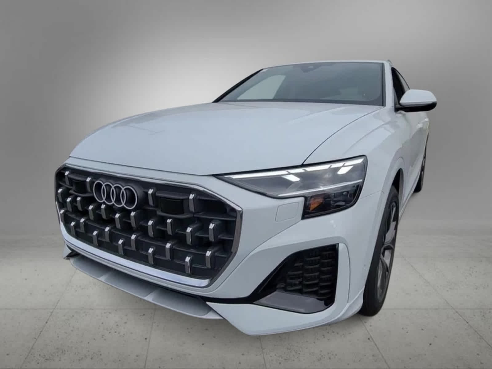 2024 Audi Q8 Premium Plus 3