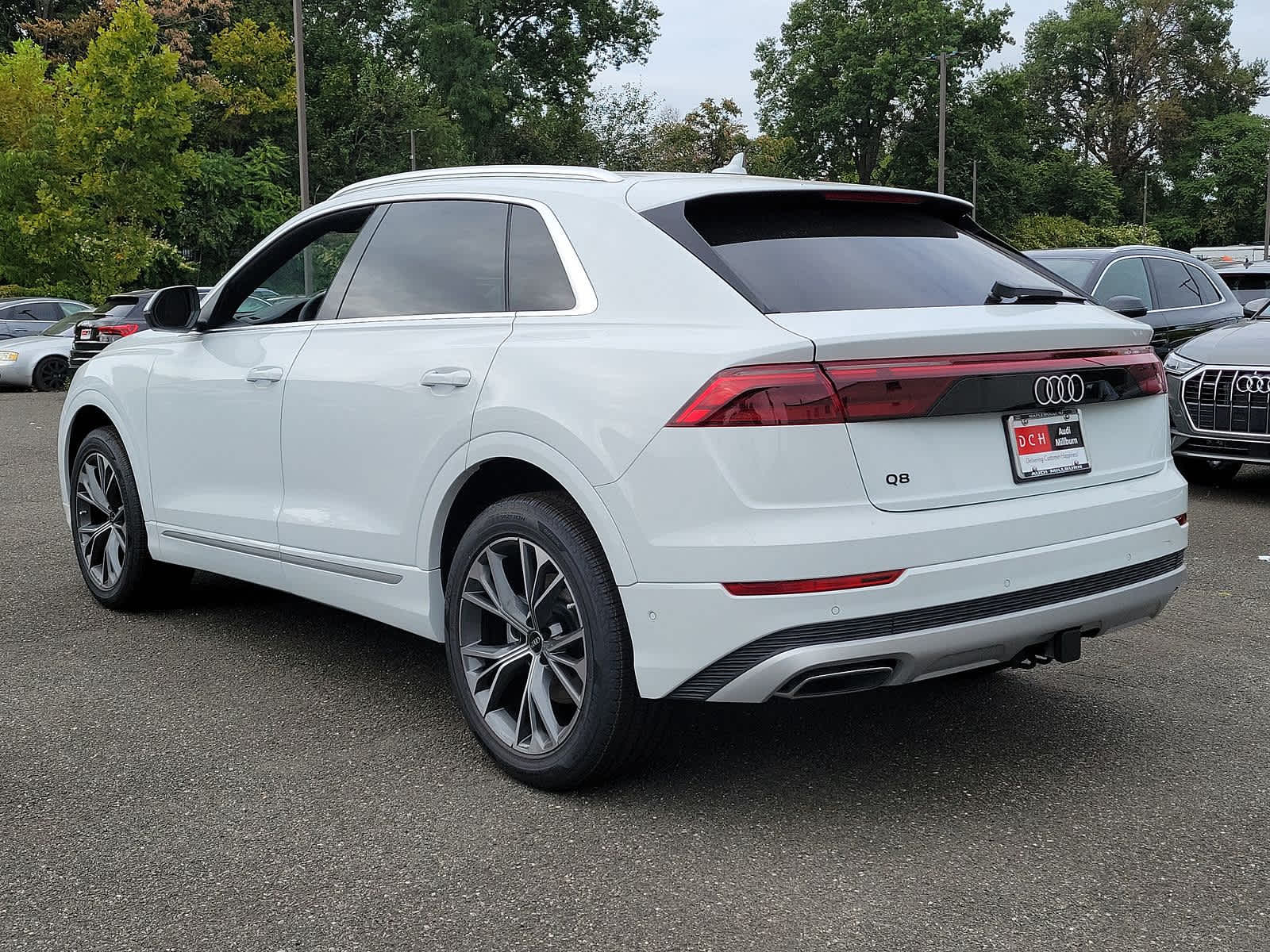 2024 Audi Q8 Premium Plus 12