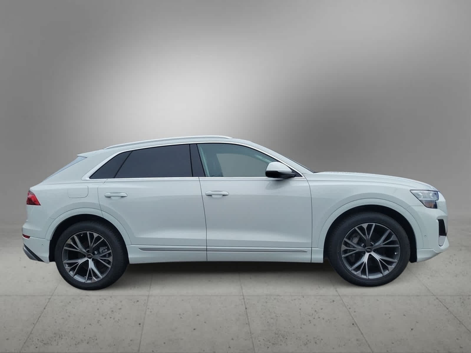 2024 Audi Q8 Prestige 6