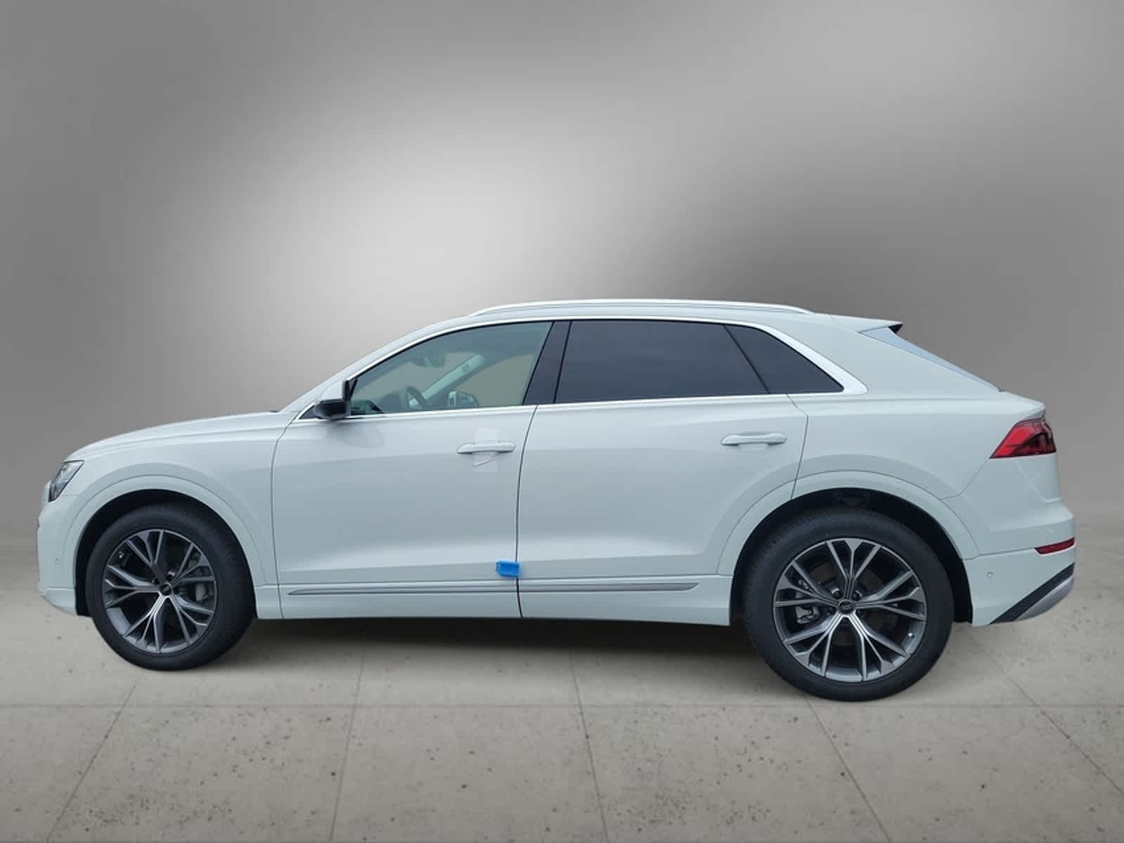 2024 Audi Q8 Prestige 2