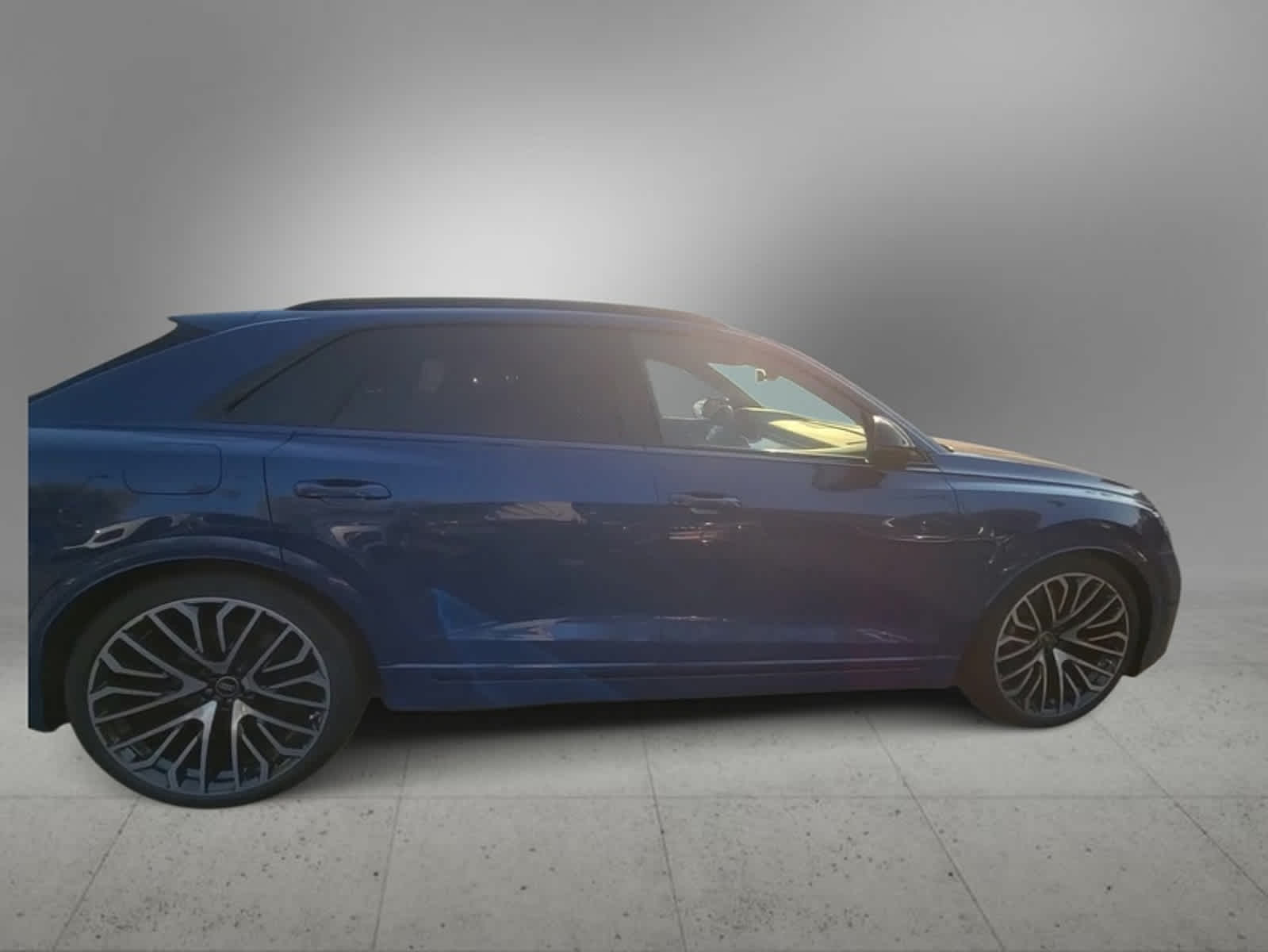 2024 Audi SQ8 Prestige 9