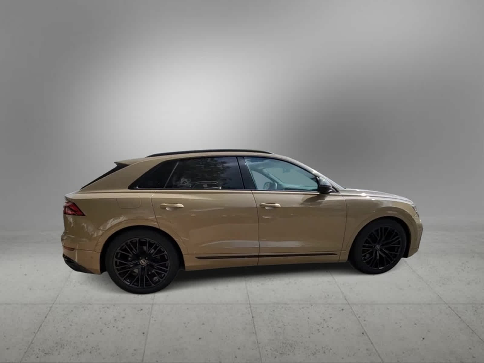 2024 Audi SQ8 Prestige 9