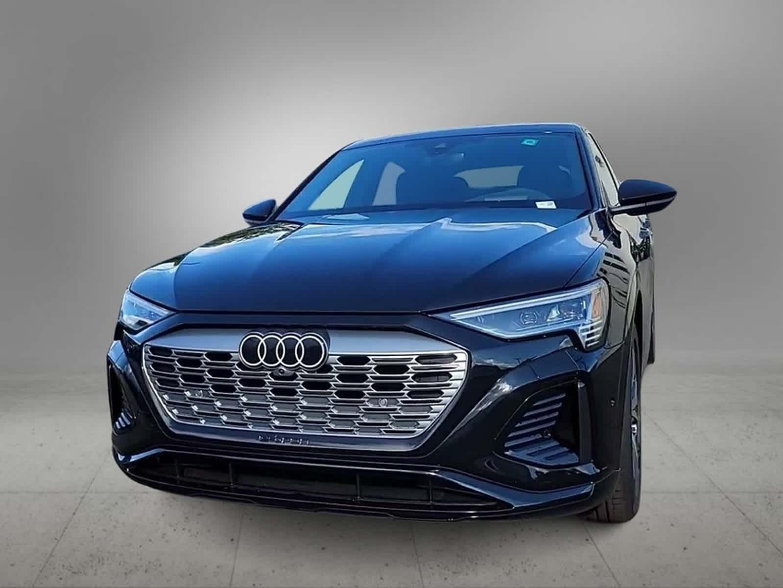 2024 Audi Q8 e-tron Sportback S line Prestige 3