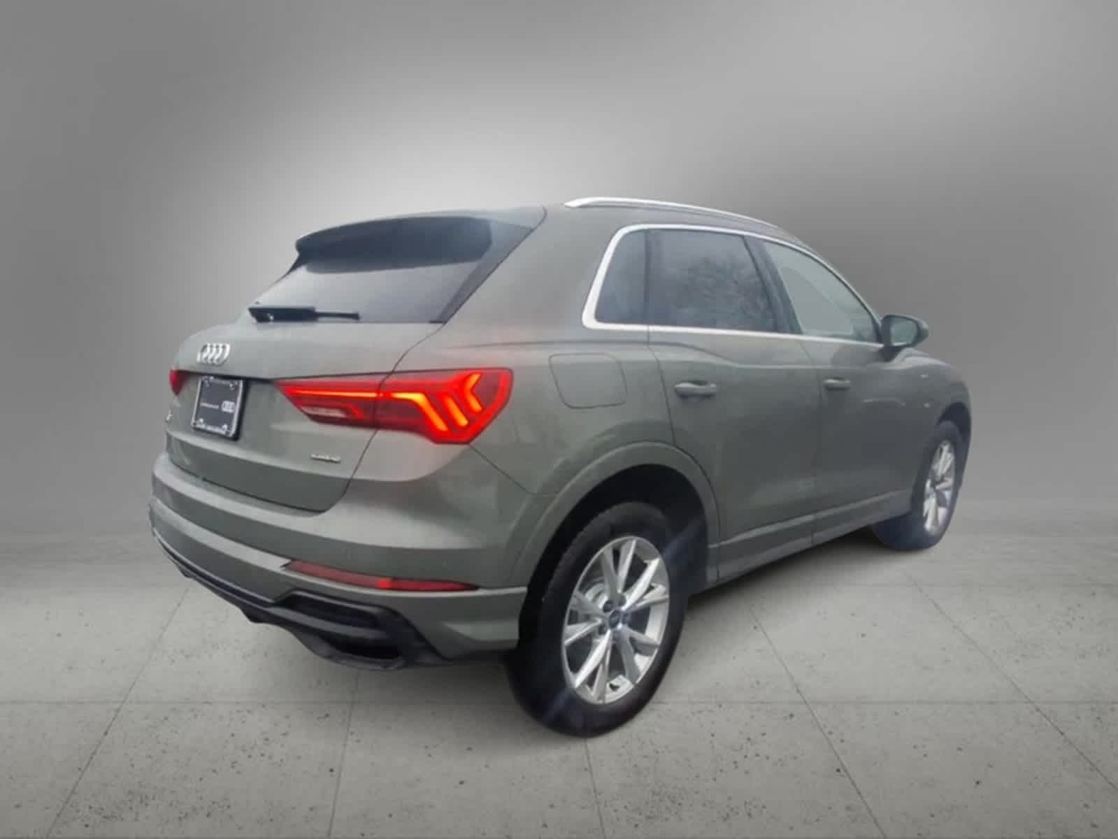 2023 Audi Q3 S line Premium 8