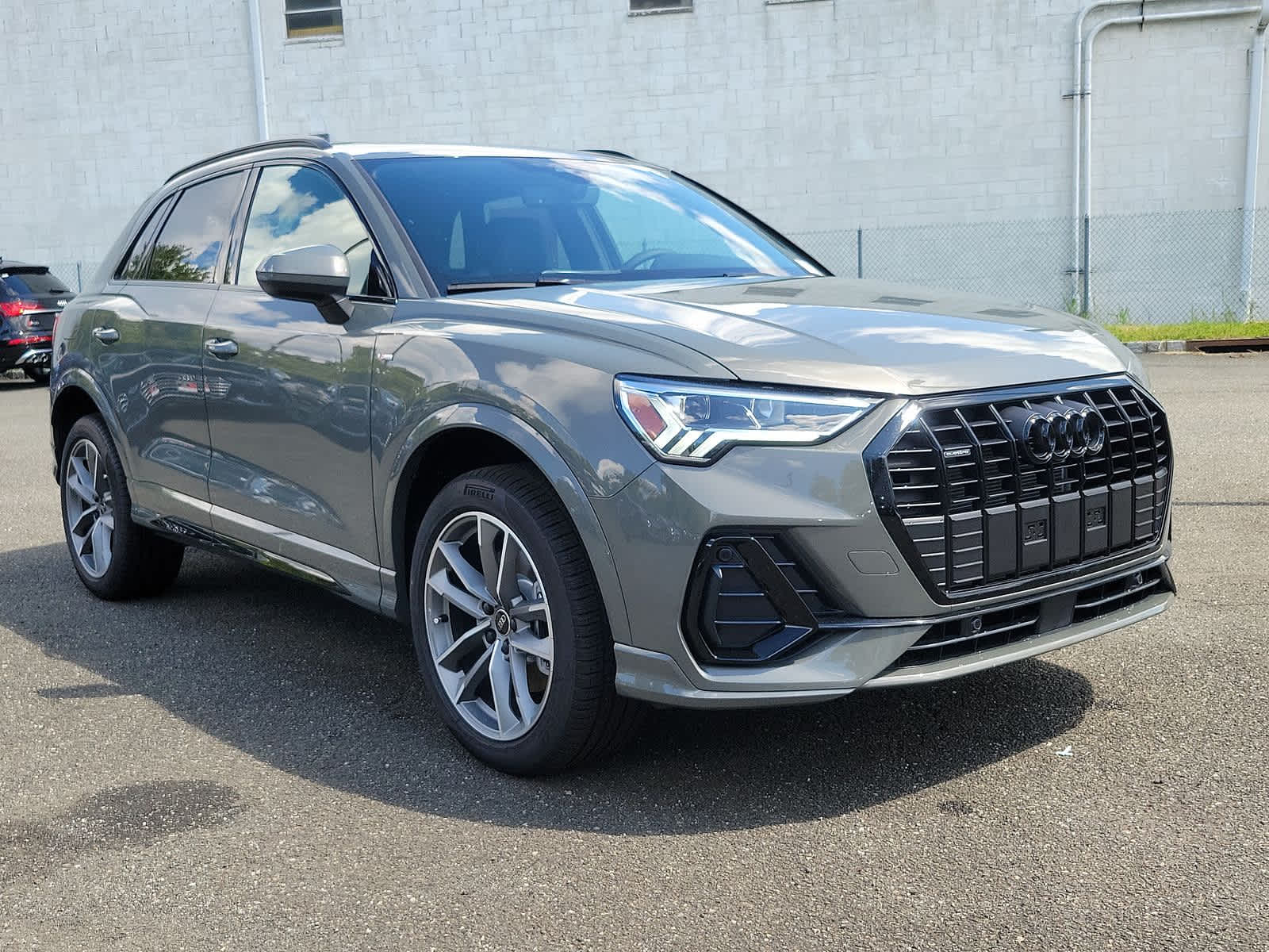 2024 Audi Q3 S line Premium 10