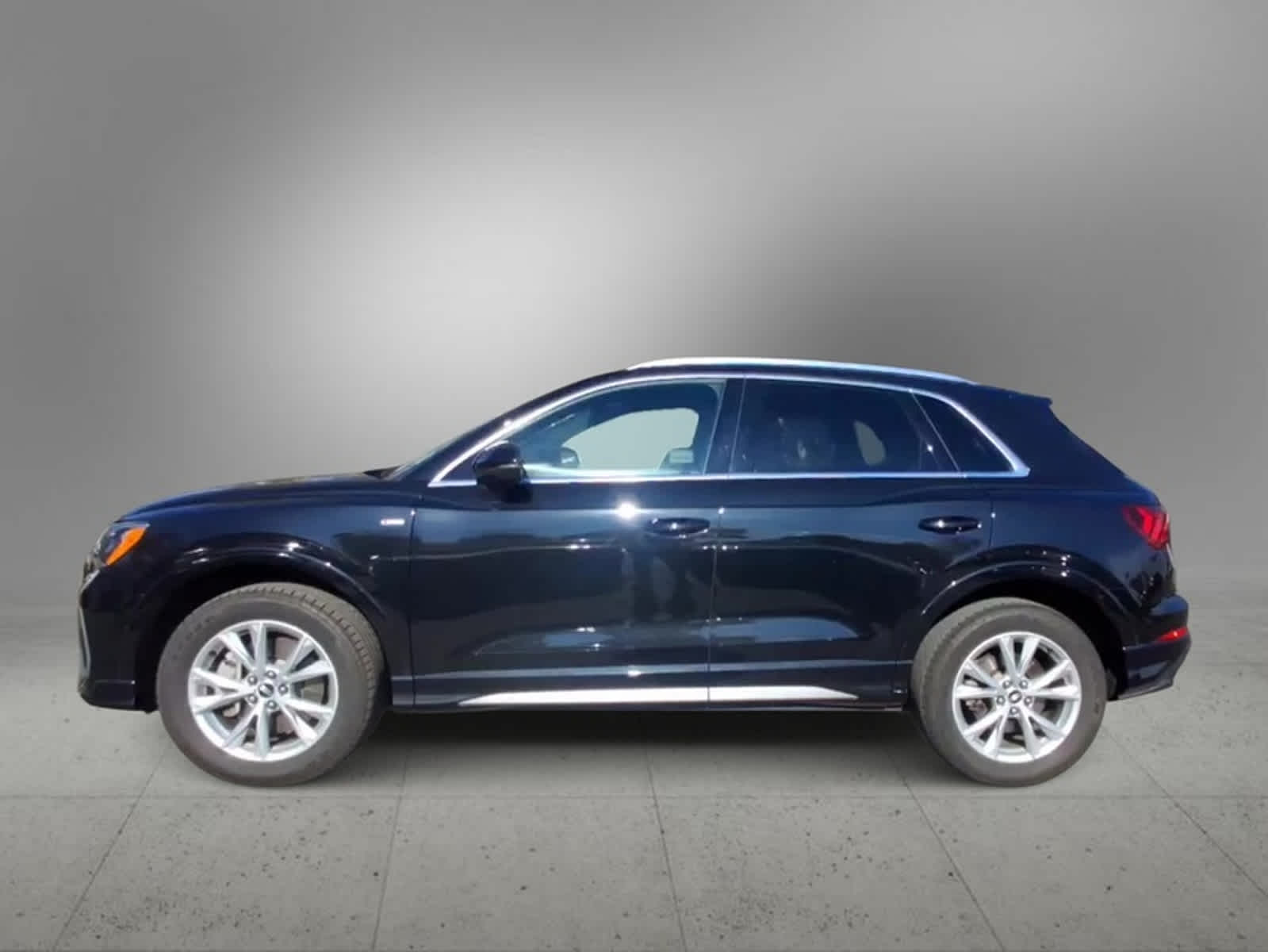 2021 Audi Q3 S line Premium 5