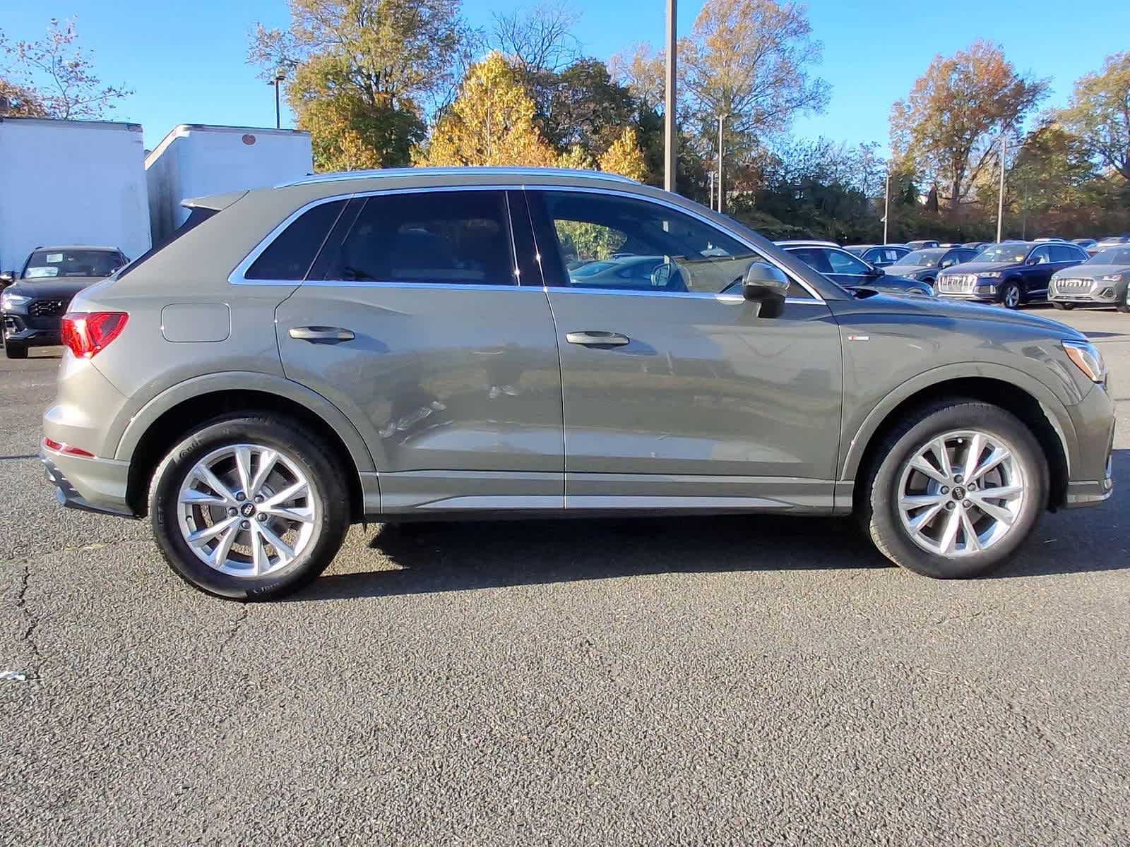 2022 Audi Q3 S line Premium 26