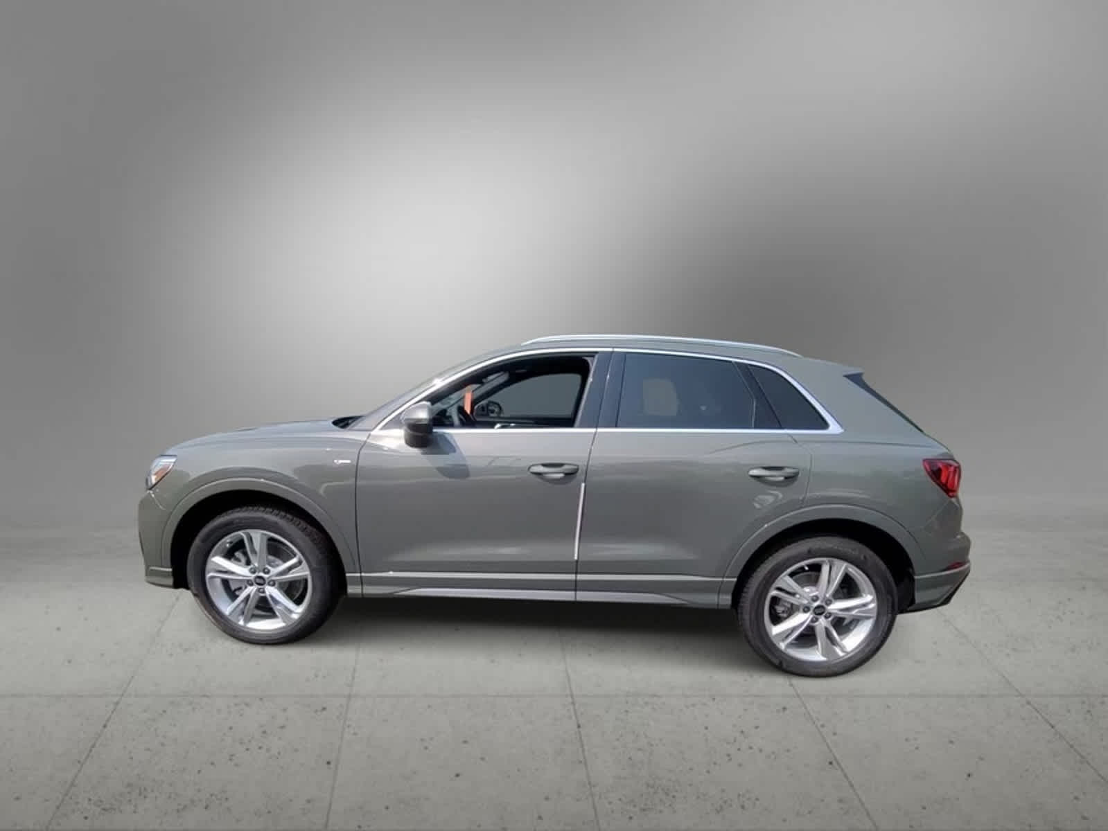 2024 Audi Q3 S line Premium 5