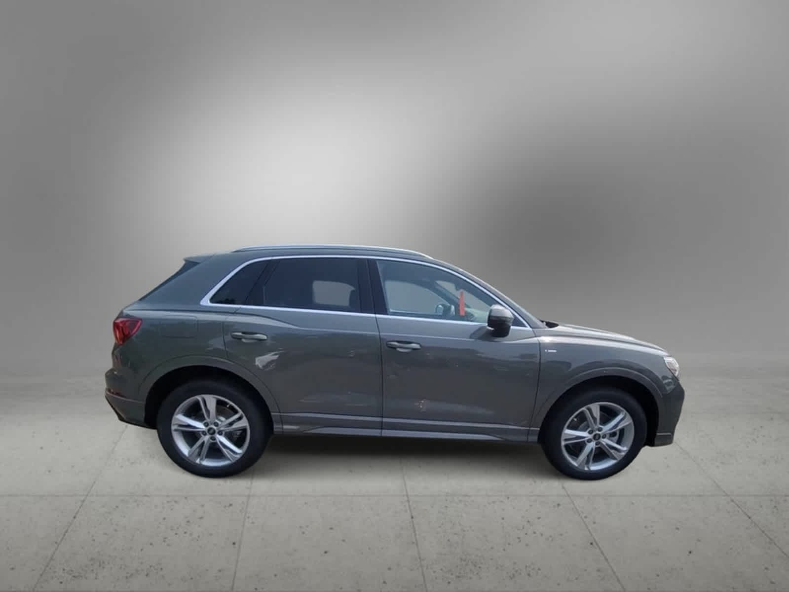 2024 Audi Q3 S line Premium 9