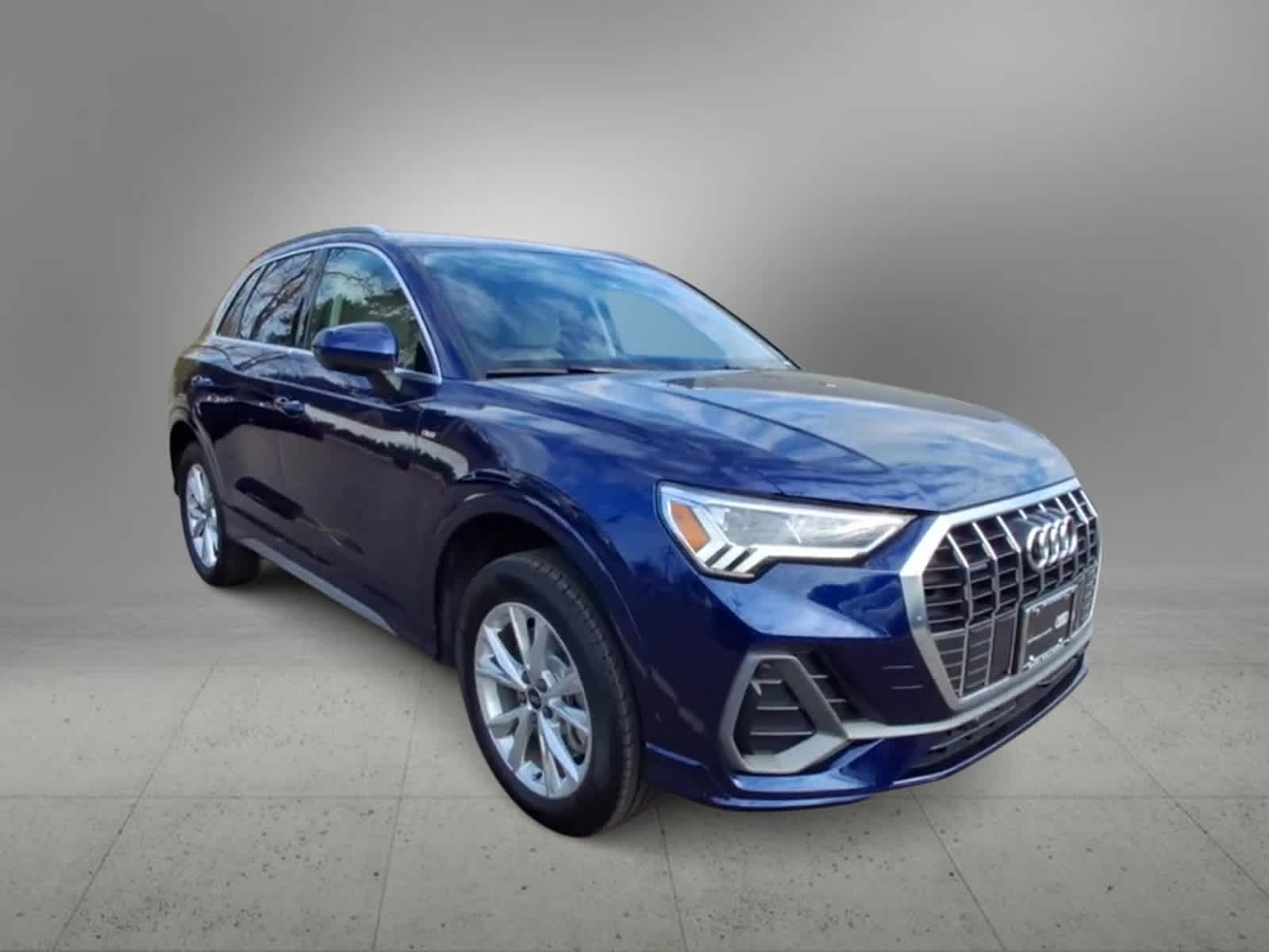 2023 Audi Q3 S line Premium 2