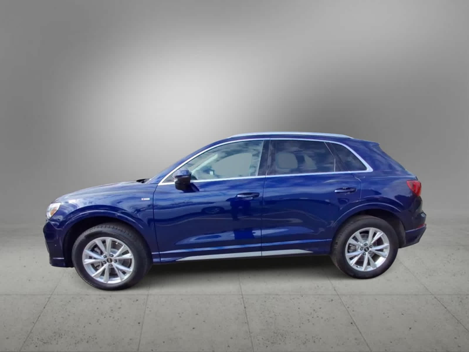 2023 Audi Q3 S line Premium 5