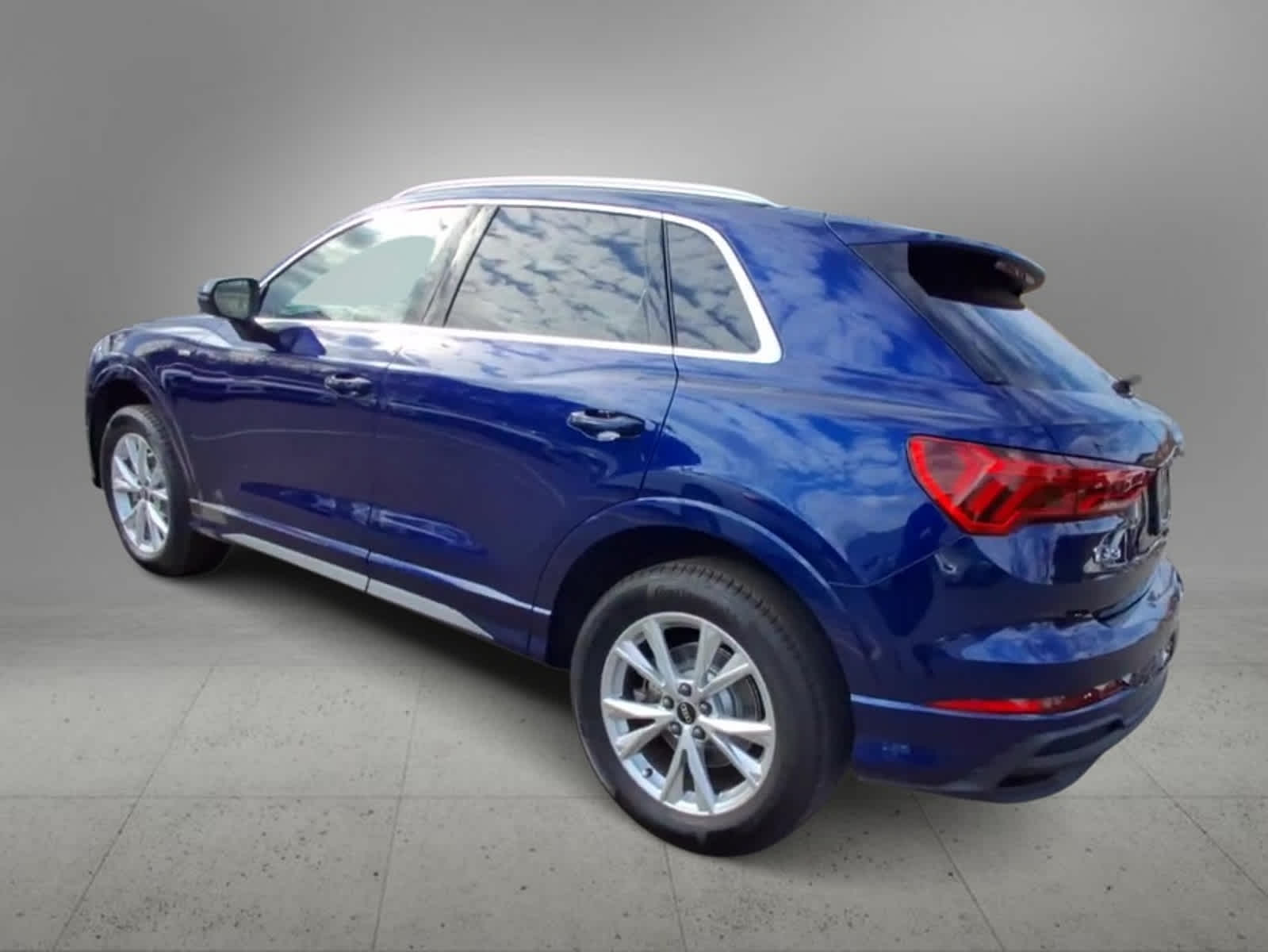 2023 Audi Q3 S line Premium 6