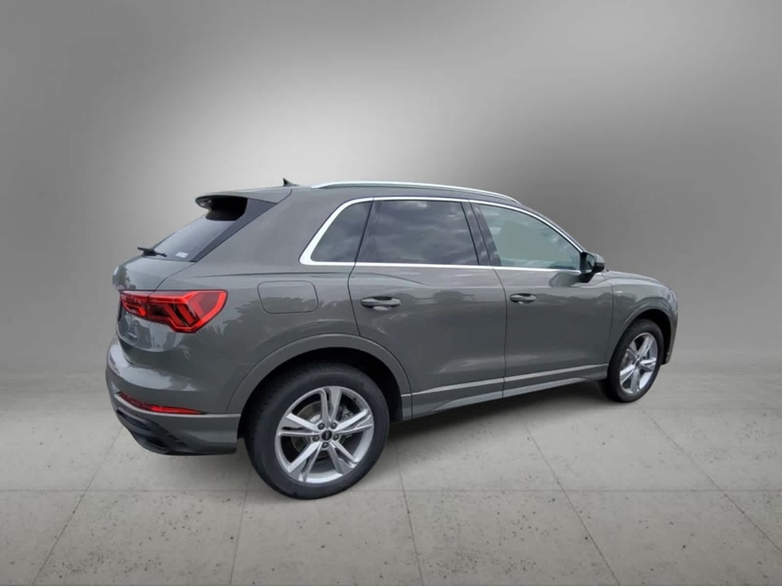 2024 Audi Q3 S line Premium 8