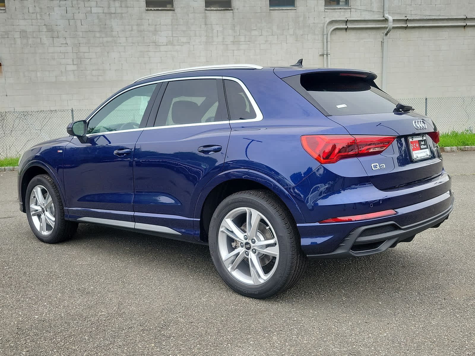 2024 Audi Q3 S line Premium 12