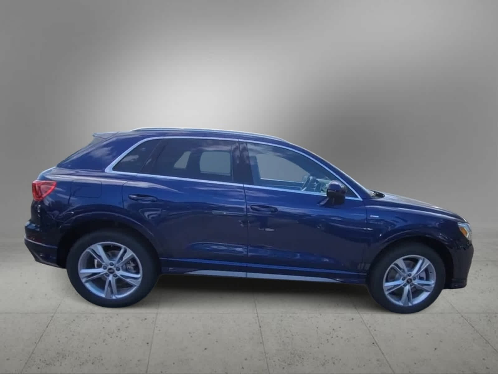 2024 Audi Q3 S line Premium 9