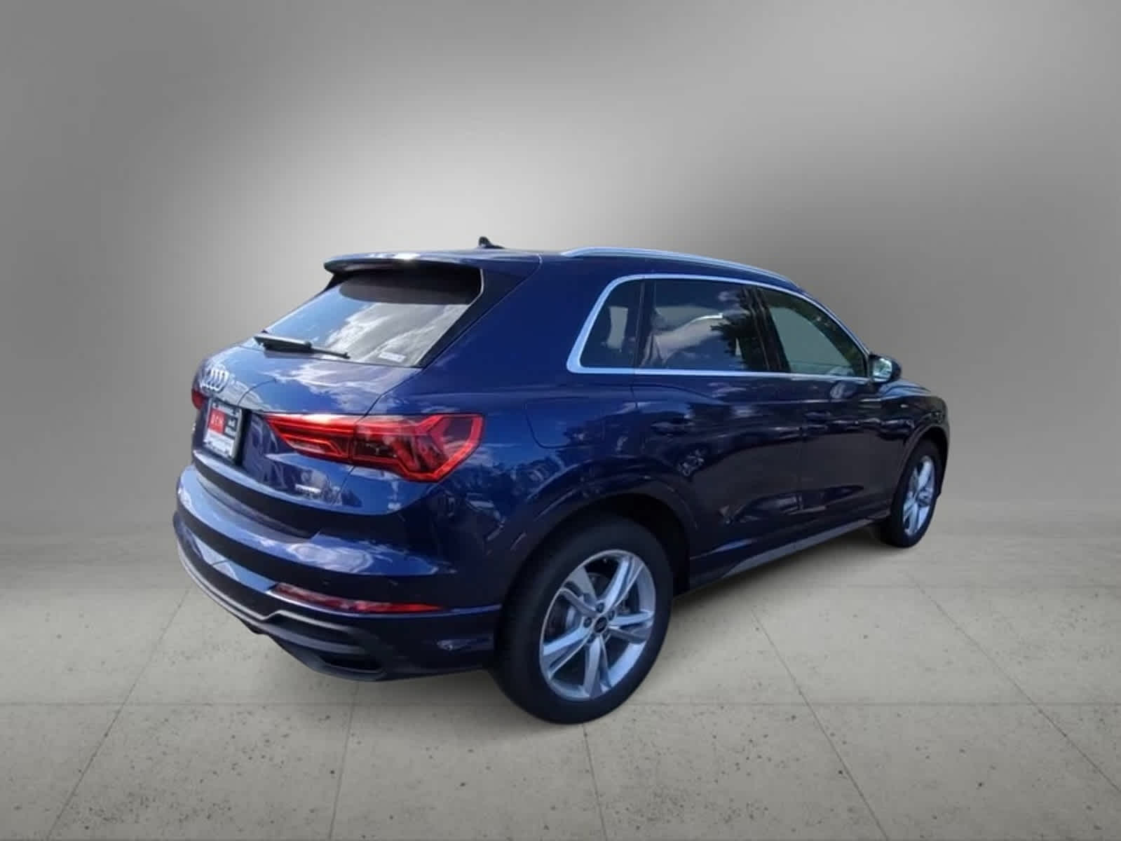 2024 Audi Q3 S line Premium 8