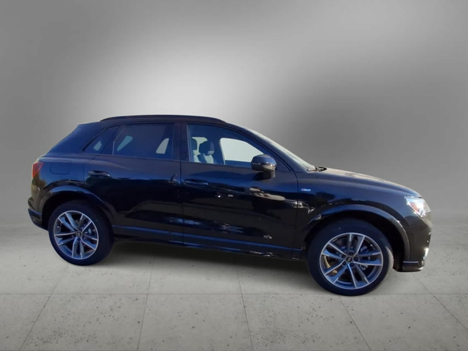 2024 Audi Q3 S line Premium 9