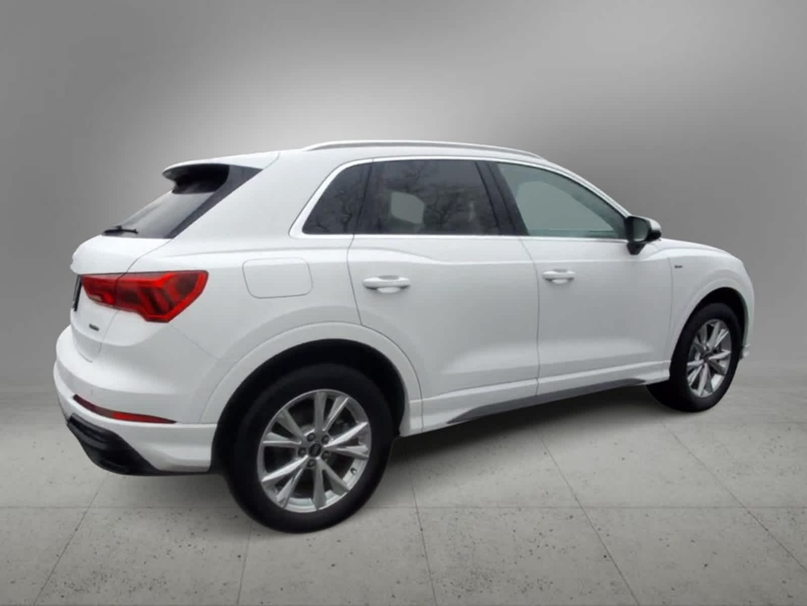 2023 Audi Q3 S line Premium 8