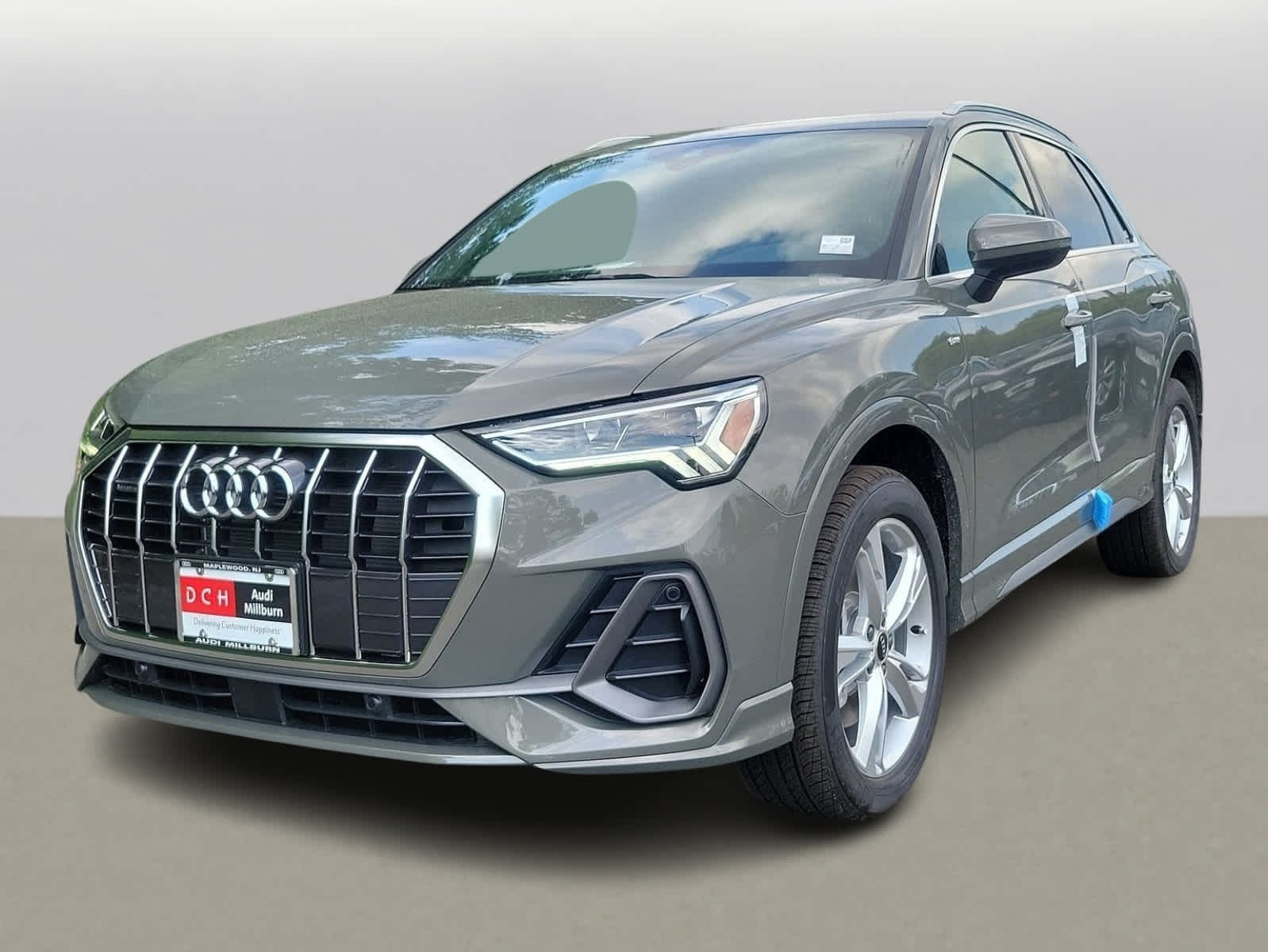 2024 Audi Q3 S line Premium 1