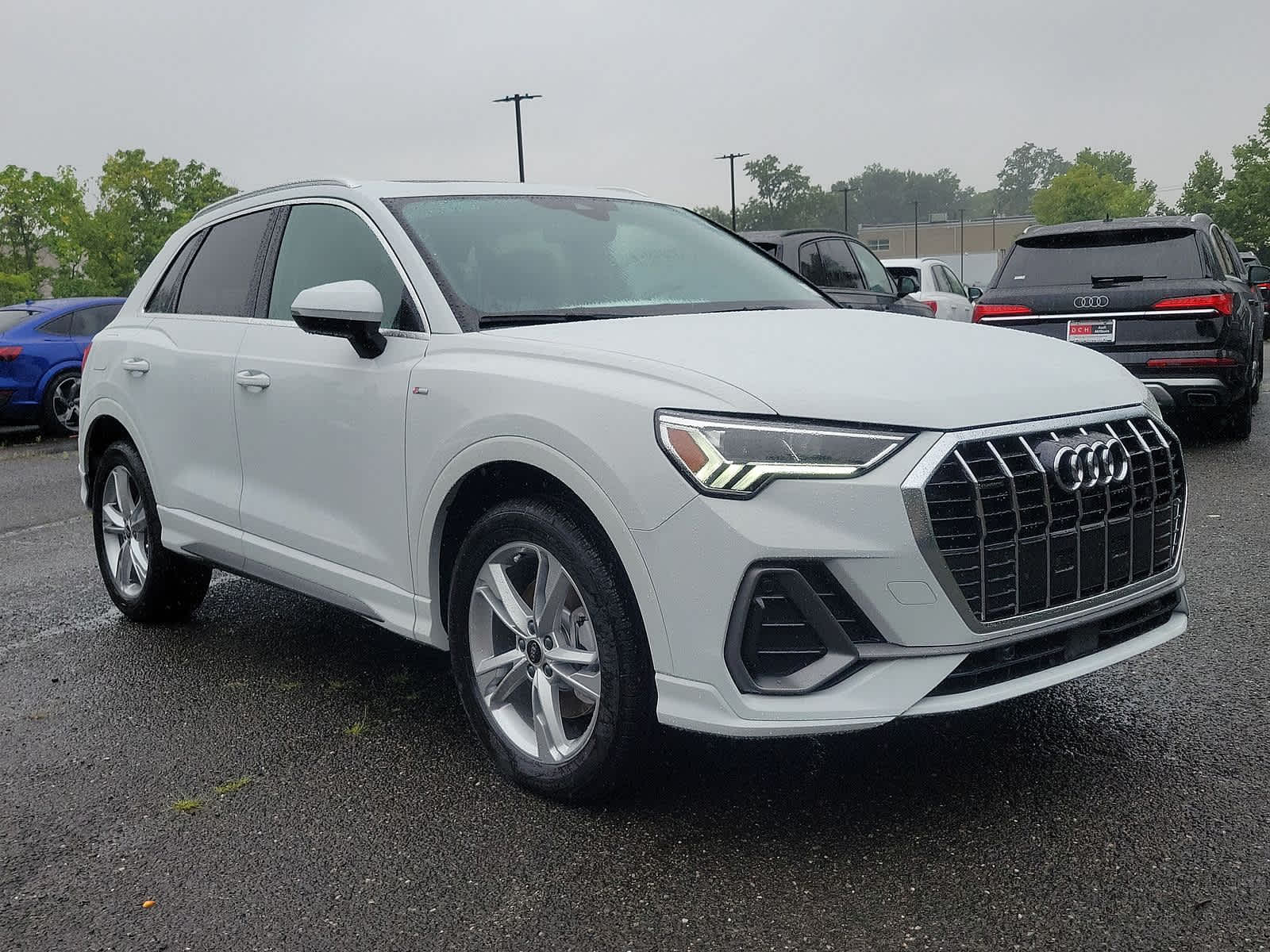 2024 Audi Q3 S line Premium 10