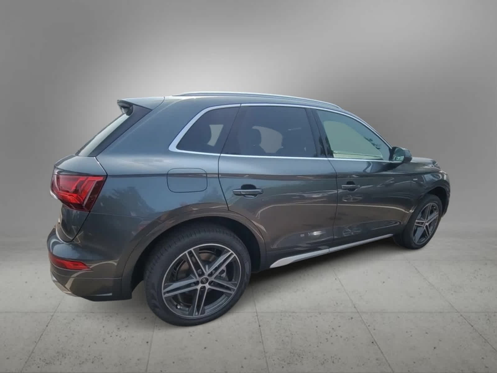 2024 Audi Q5 S line Premium Plus 2