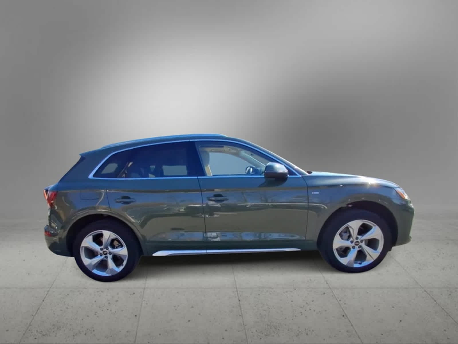 2022 Audi Q5 S line Premium Plus 9