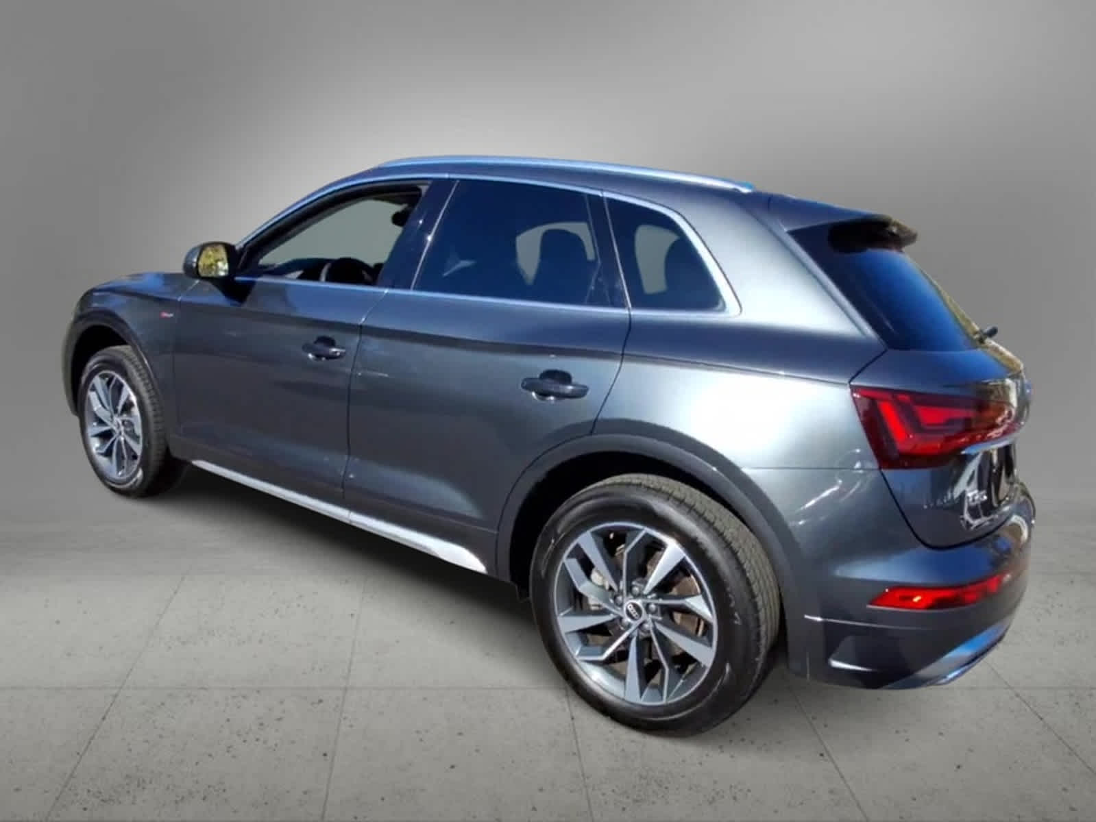 2022 Audi Q5 S line Premium Plus 6