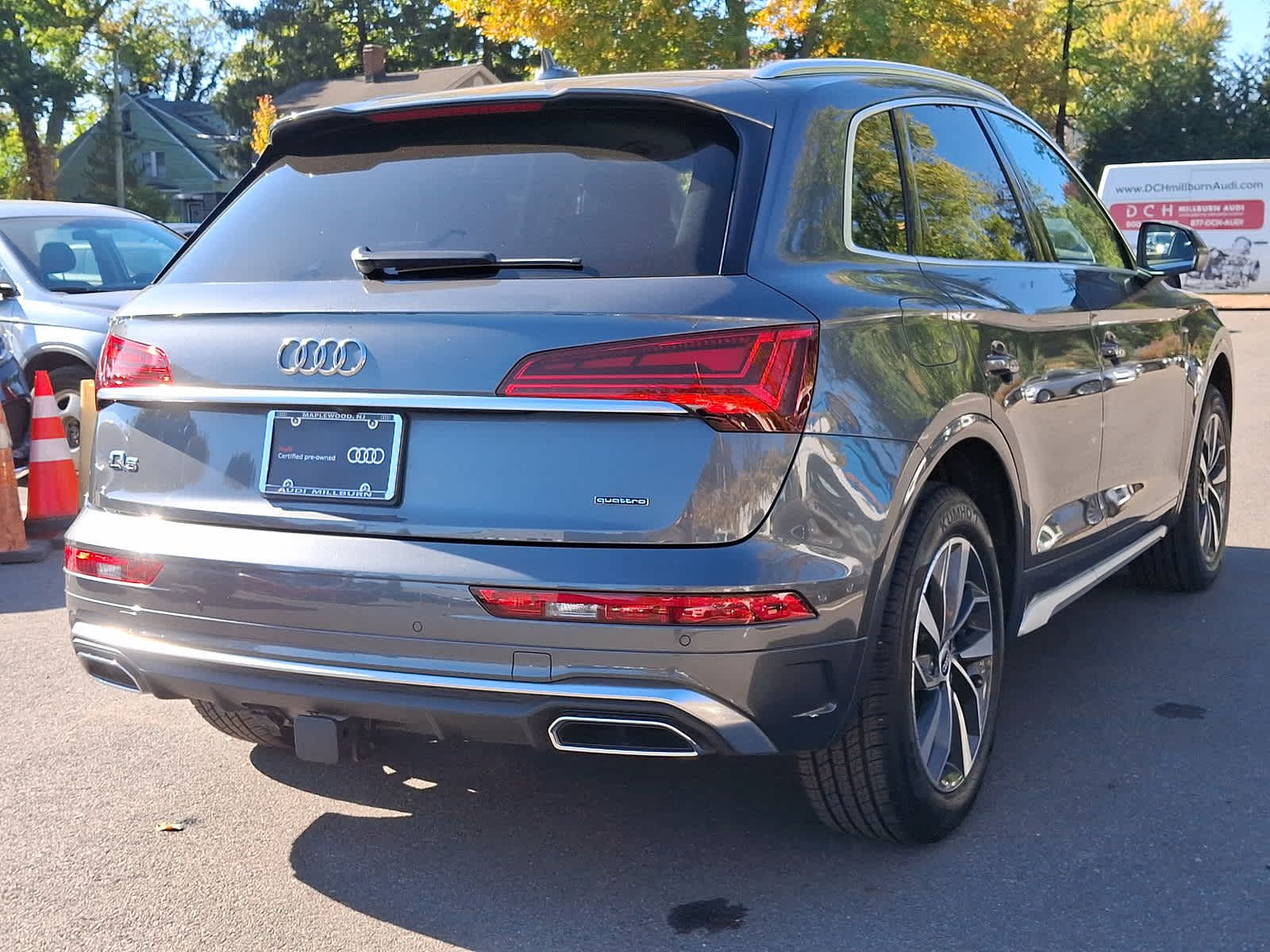 2022 Audi Q5 S line Premium Plus 25