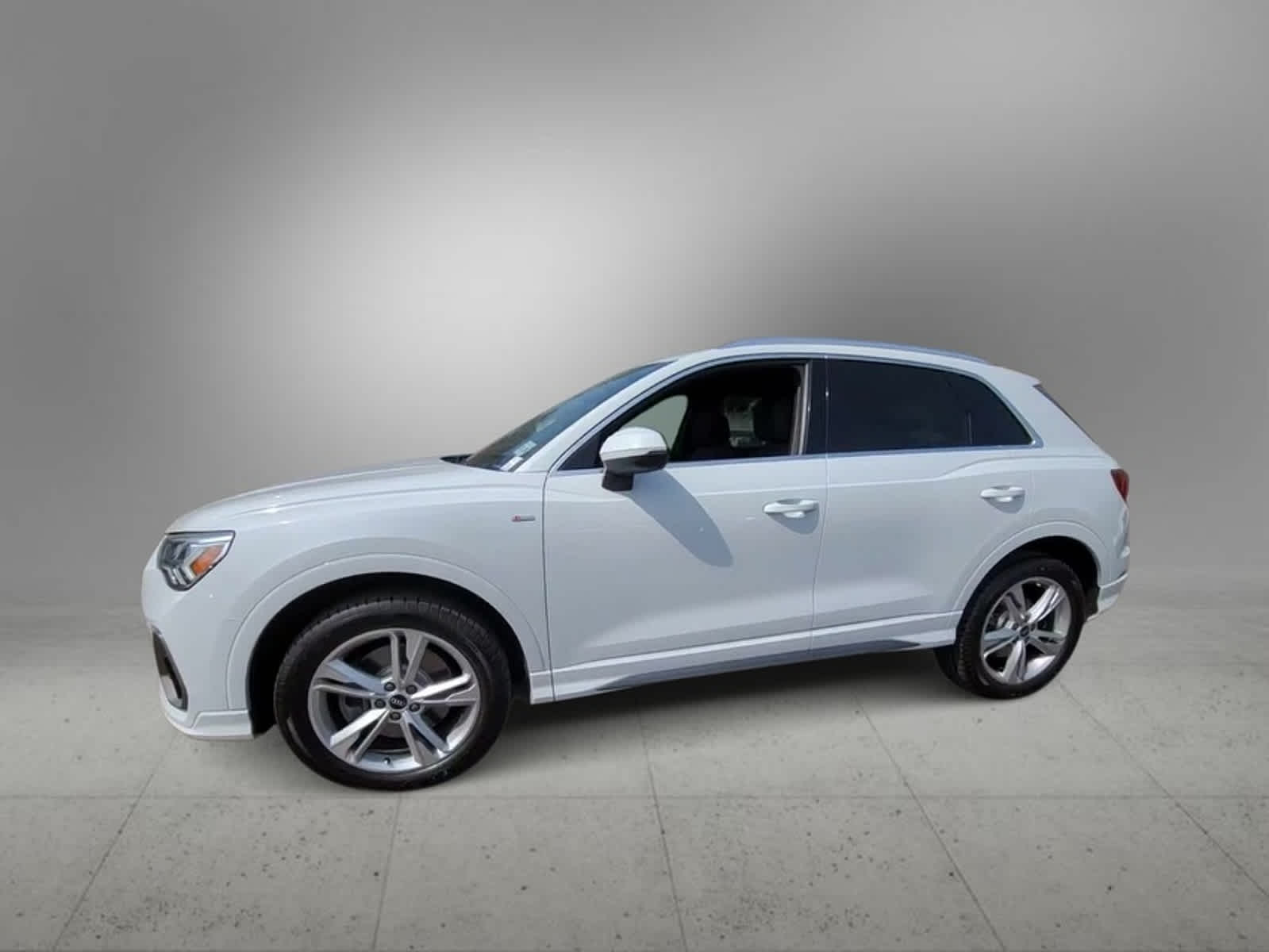 2021 Audi Q3 S line Premium Plus 4