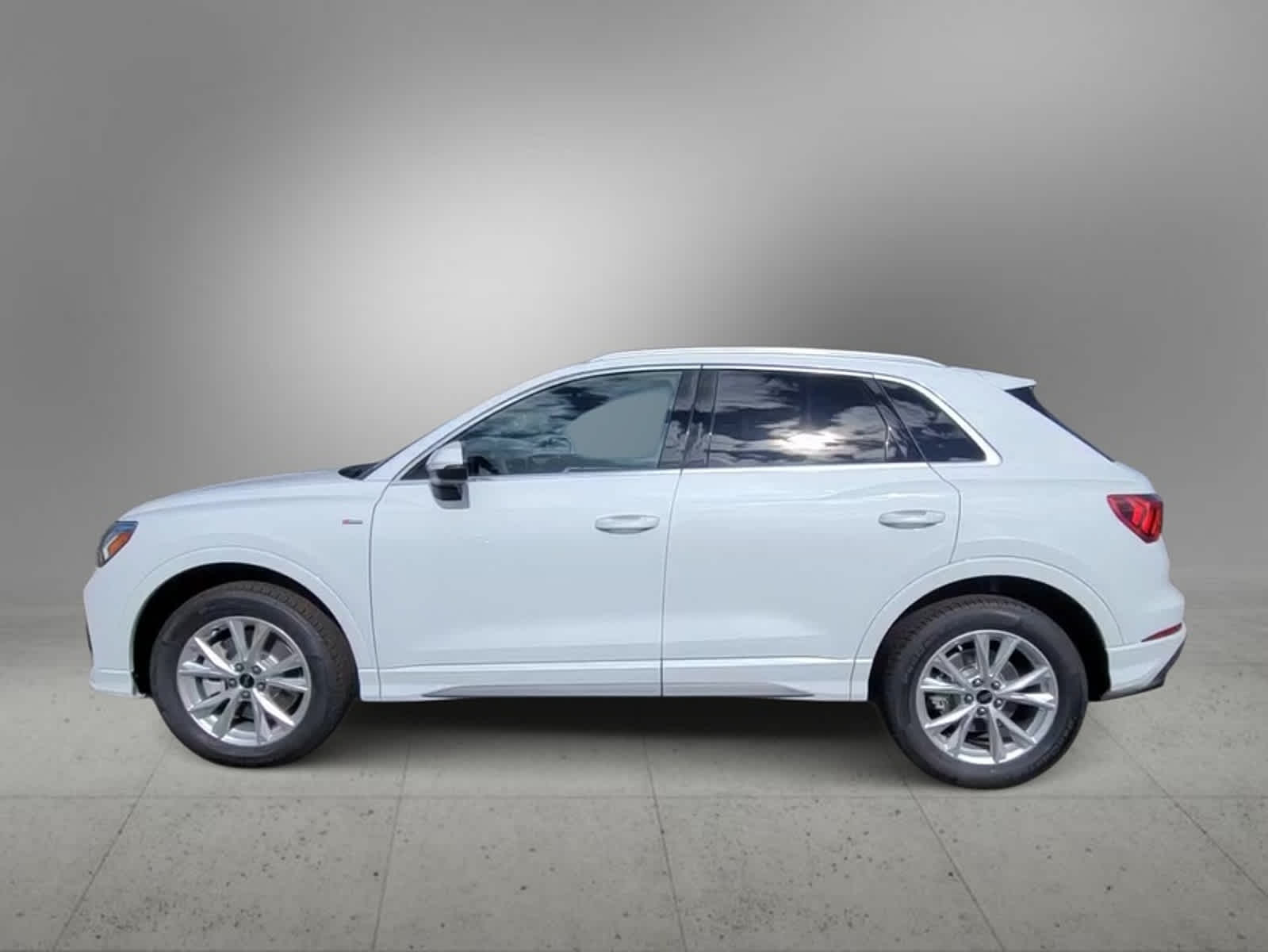 2024 Audi Q3 S line Premium Plus 5