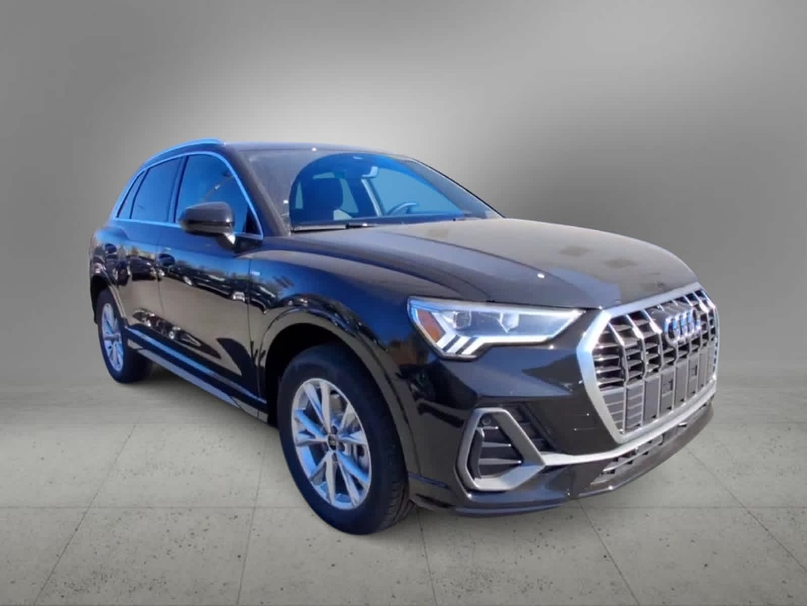 2024 Audi Q3 S line Premium Plus 2