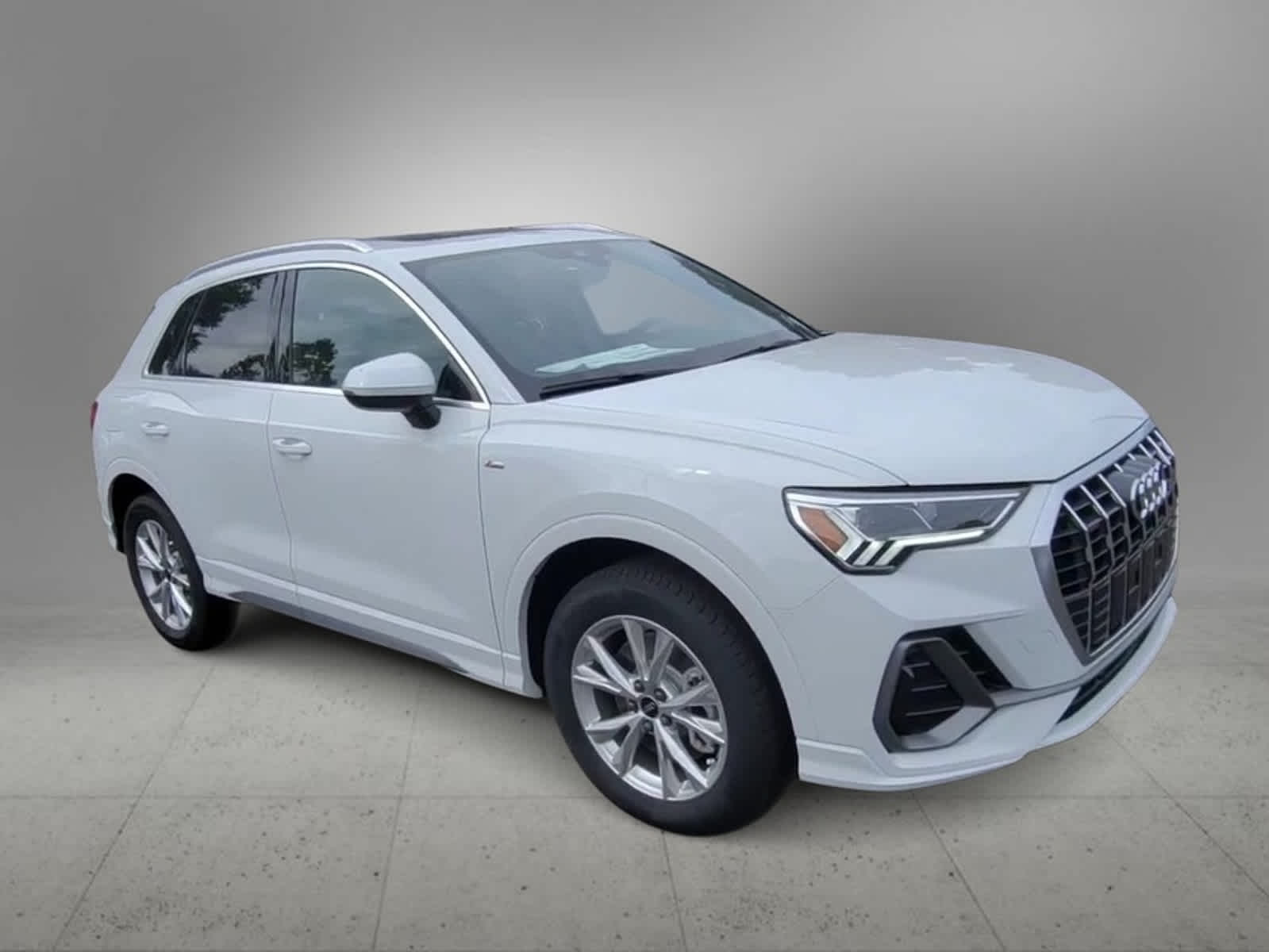 2024 Audi Q3 S line Premium Plus 2