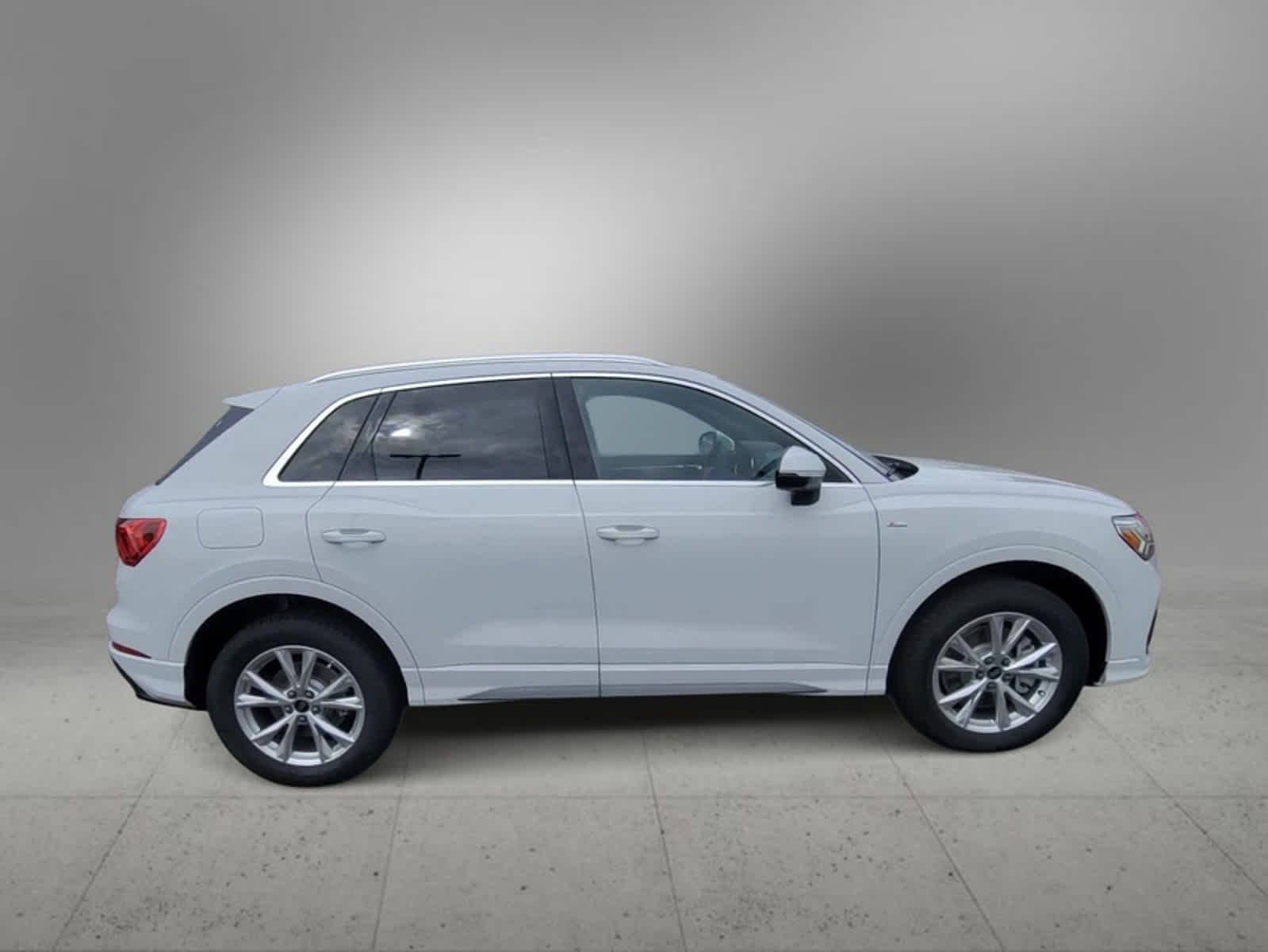 2024 Audi Q3 S line Premium Plus 9