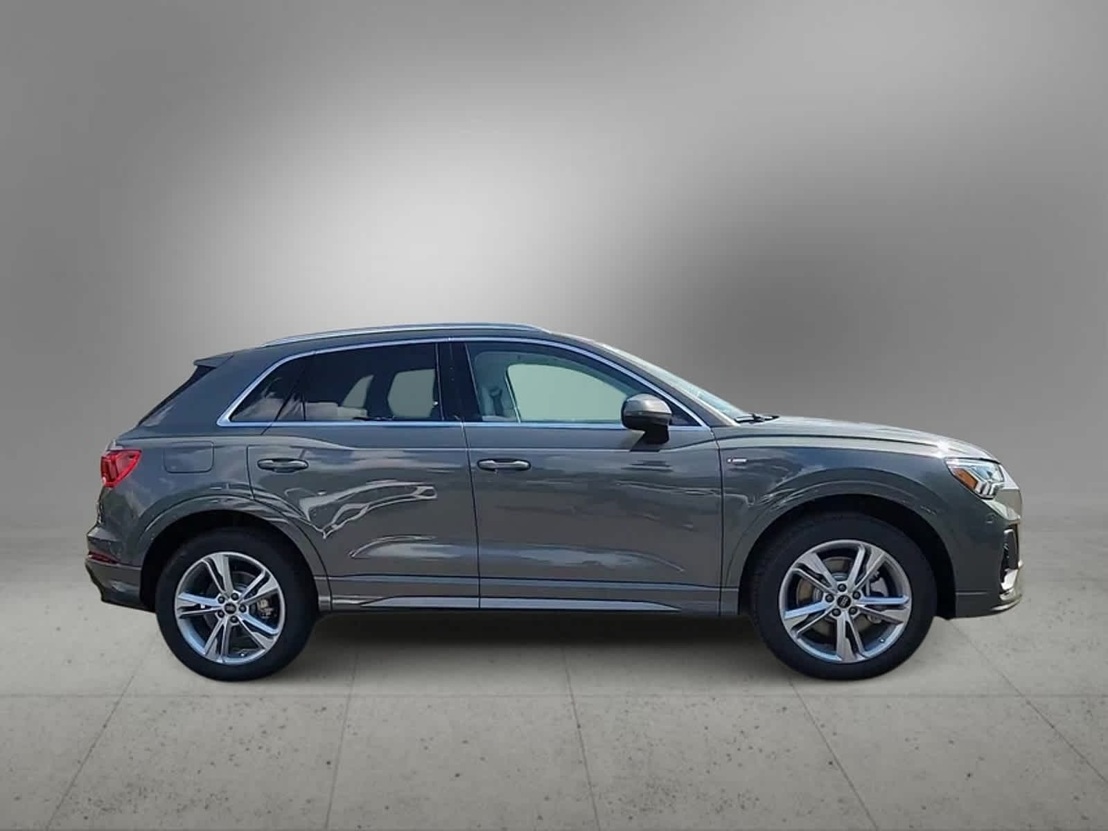 2024 Audi Q3 S line Premium Plus 9