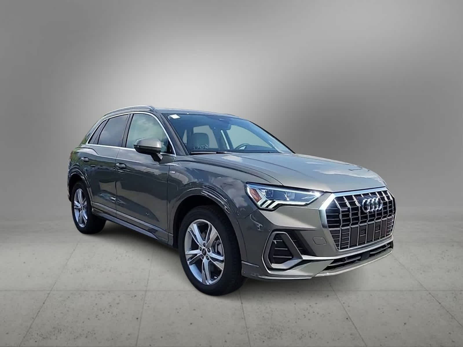 2024 Audi Q3 S line Premium Plus 2