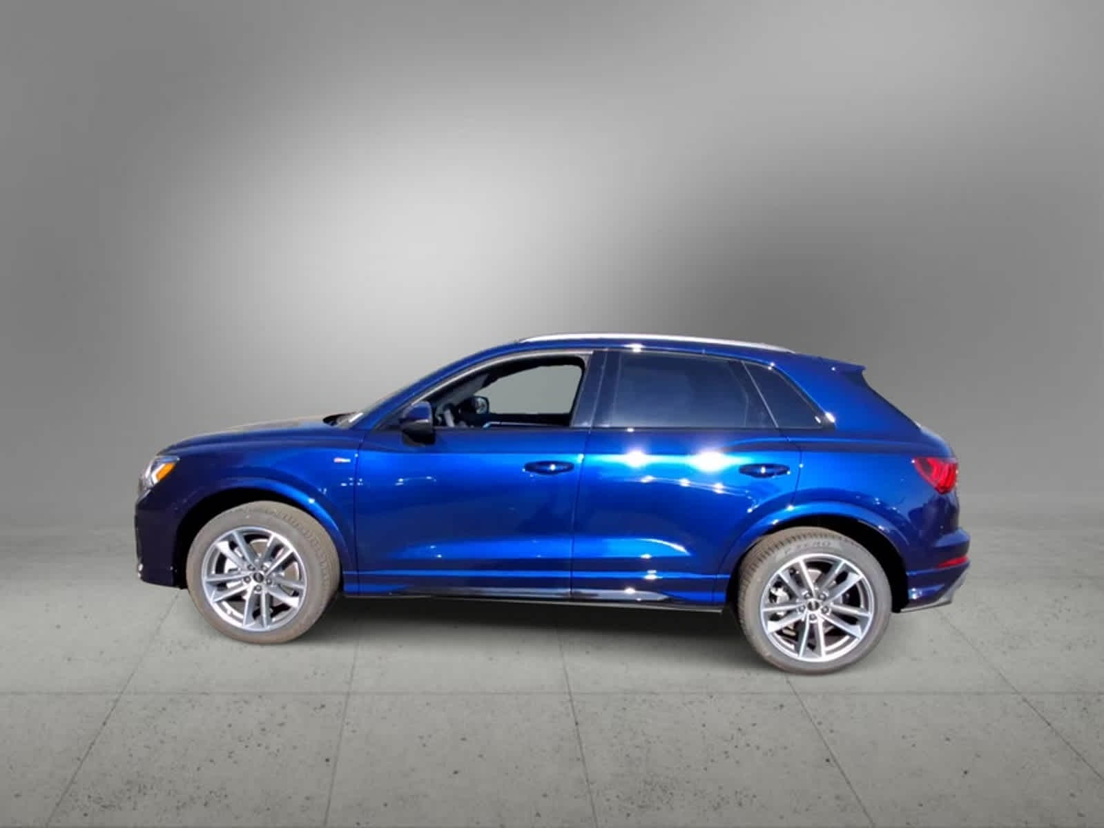 2024 Audi Q3 S line Premium Plus 5