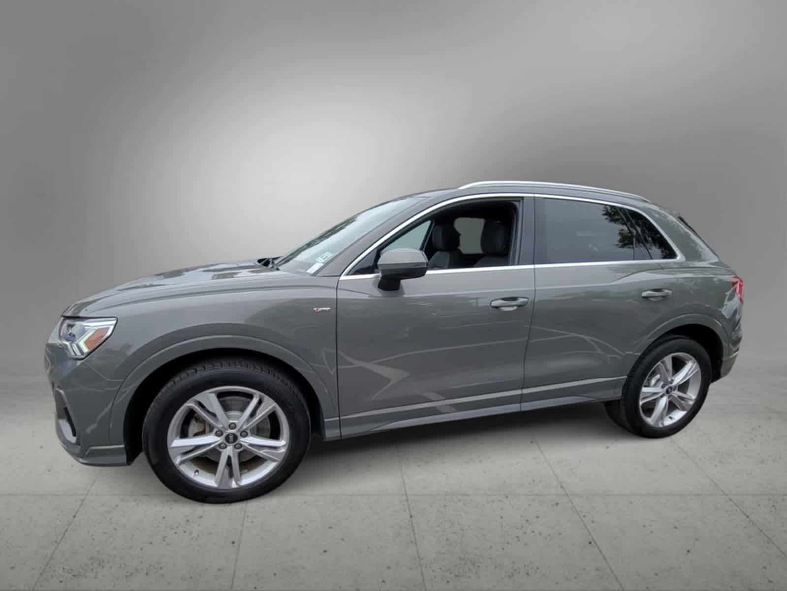 2021 Audi Q3 S line Premium Plus 4