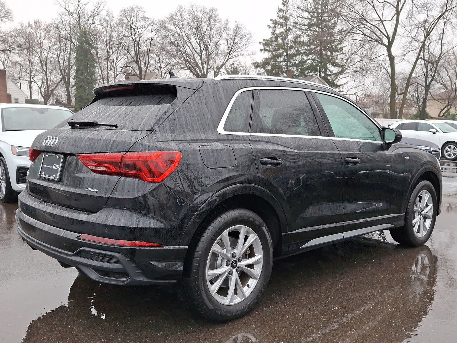 2022 Audi Q3 S line Premium Plus 25