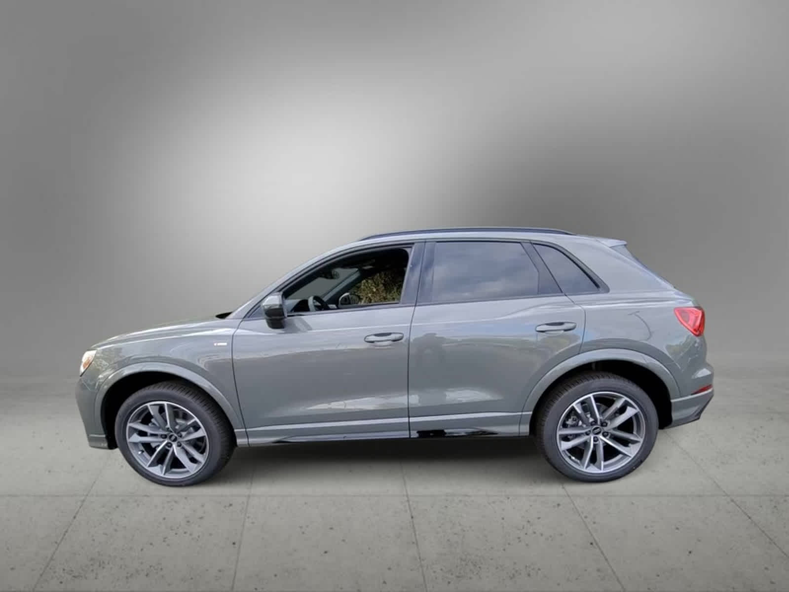 2024 Audi Q3 S line Premium Plus 5